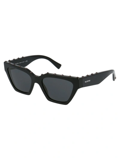 Shop Valentino Eyewear Rockstud Cat In Black