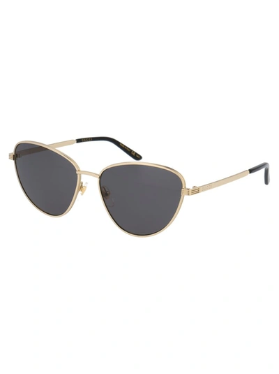 Shop Gucci Eyewear Cat In Gold