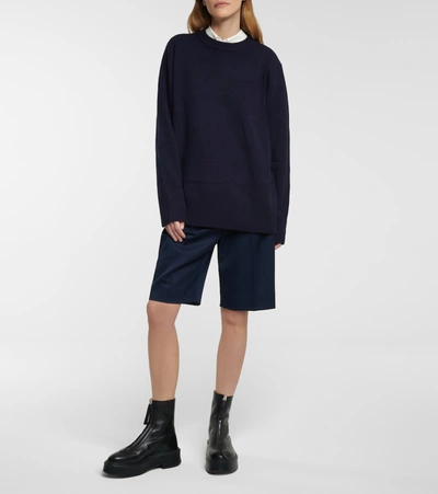 The Row Sibel Oversized Wool And Cashmere-blend Sweater In Blue