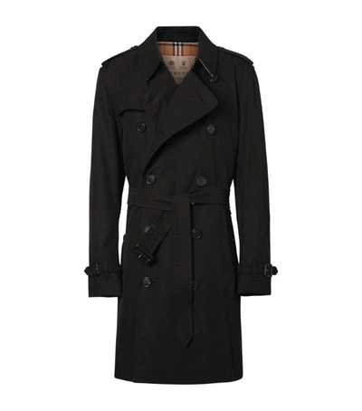 Shop Burberry The Mid-length Kensington Heritage Trench Coat In Black