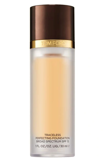 Shop Tom Ford Traceless Perfecting Foundation Spf 15 In 2.5 Linen