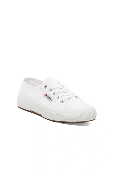 white superga 2750 cotu classic