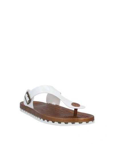 Sensi Flip Flops In White