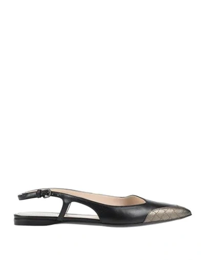 Shop Bottega Veneta Ballet Flats In Black