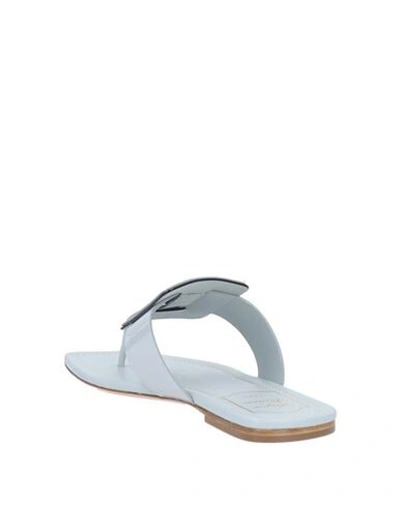 Roger Vivier Flip Flops In Light Grey
