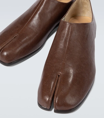 Shop Maison Margiela Tabi Babouche Leather Loafers In Brown