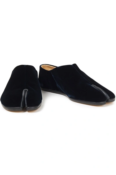 Shop Maison Margiela Tabi Split-toe Velvet Loafers In Midnight Blue