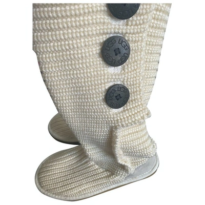 Pre-owned Ugg Boots In White