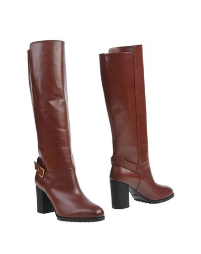 Tod's Knee Boots In Maroon