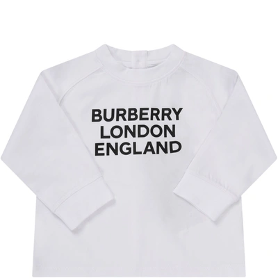 Shop Burberry White T-shirt For Babykids With Logo