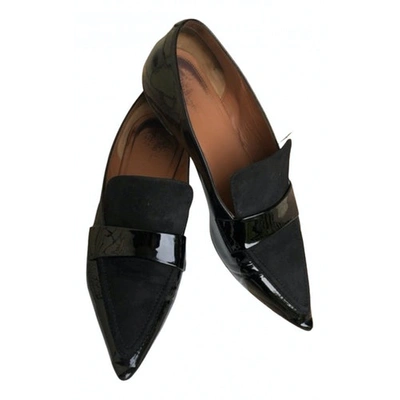 Pre-owned Celine Patent Leather Flats In Black