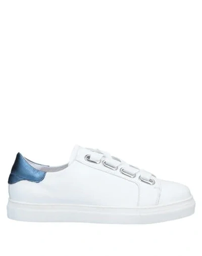 Bagatt Sneakers In White | ModeSens