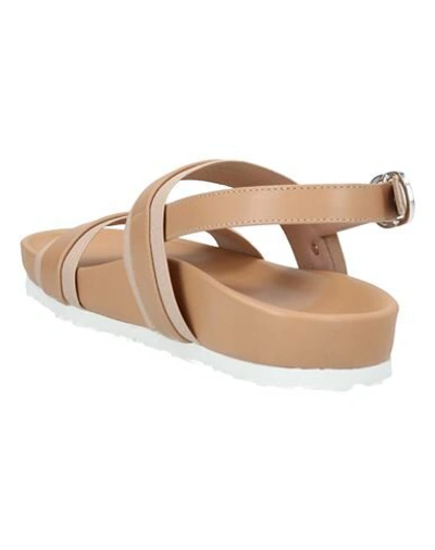 Taryn Rose Sandals In Beige