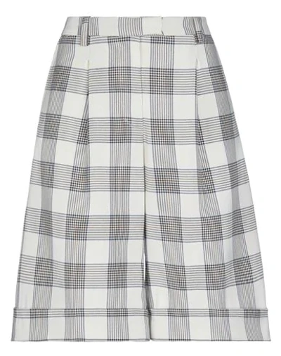 Shop Baum Und Pferdgarten Woman Shorts & Bermuda Shorts Ivory Size 8 Polyester, Viscose, Elastane In White