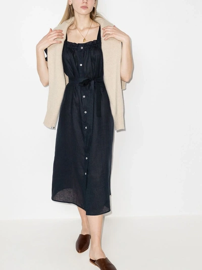 方领中长连衣裙