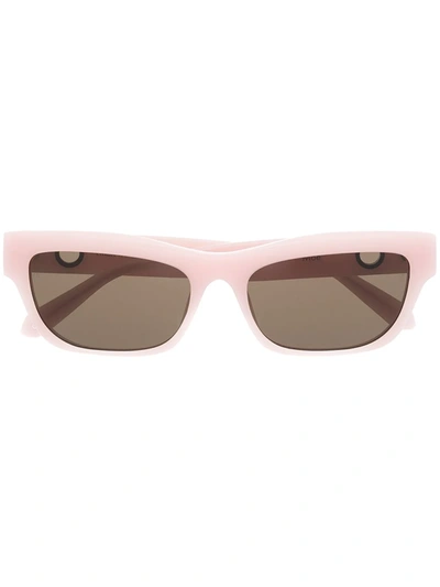 Shop Linda Farrow X Paco Rabanne Lola Rectangular Frame Sunglasses In 粉色