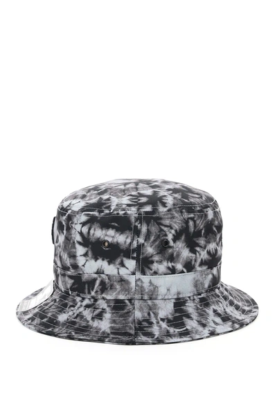 Shop Marcelo Burlon County Of Milan Starter Cross Tie-dye Bucket Hat In Grey,black