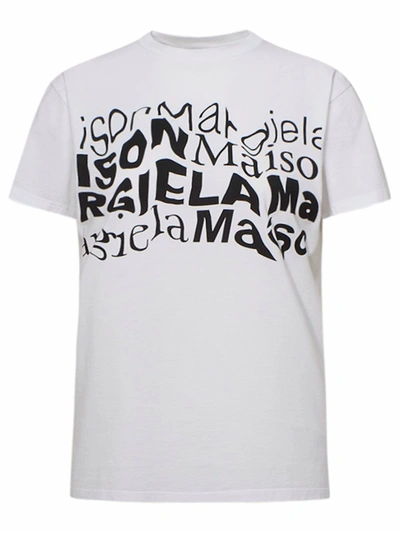 Shop Maison Margiela T-shirt Maxi Logo Bianca In White