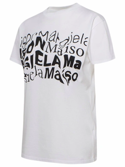 Shop Maison Margiela T-shirt Maxi Logo Bianca In White