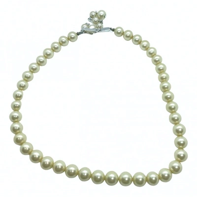 Pre-owned Trifari Pearls Necklace In Metallic