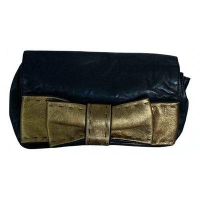 Pre-owned Chloé Leather Clutch Bag In Black