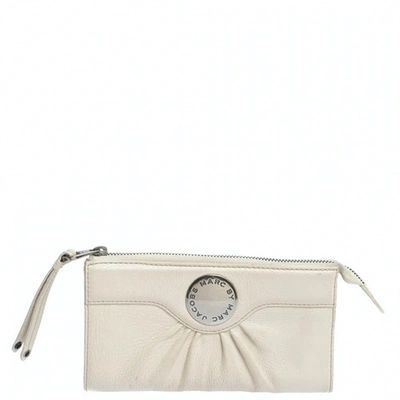 Pre-owned Marc Jacobs Leather Purse In Beige