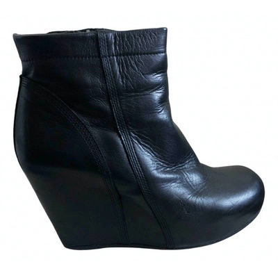 Pre-owned Elena Iachi Leather Ankle Boots In Black