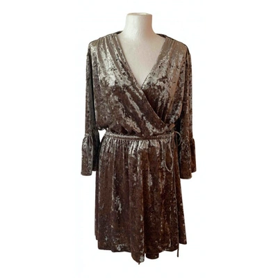 L AGENCE Pre-owned Velvet Mini Dress In Gold