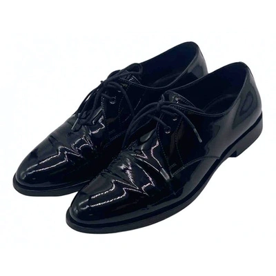 Pre-owned Saint Laurent Patent Leather Flats In Black