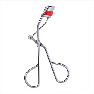 TRIPPLE-STEPPED EYELASH CURLER