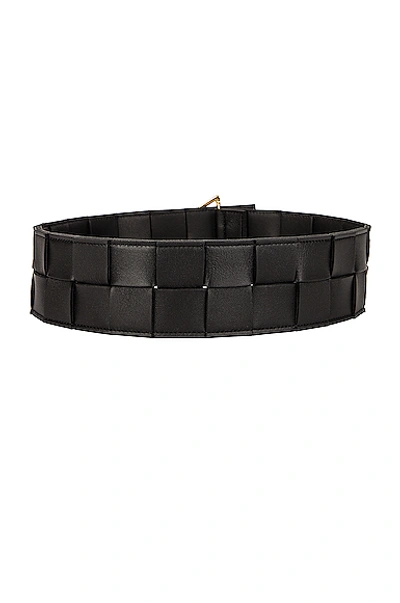 Shop Bottega Veneta Maxi Intreccio Belt In Black & Gold