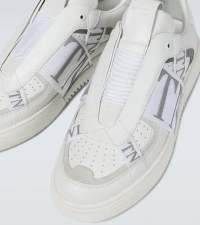Shop Valentino Garavani Vl7n Sneakers In White