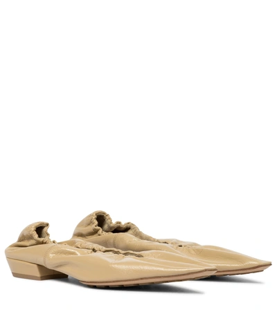 Shop Bottega Veneta Almond Leather Ballet Flats In Beige
