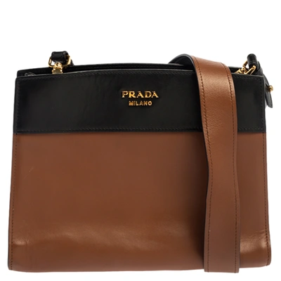 Pre-owned Prada Brown/black Leather Messenger Bag