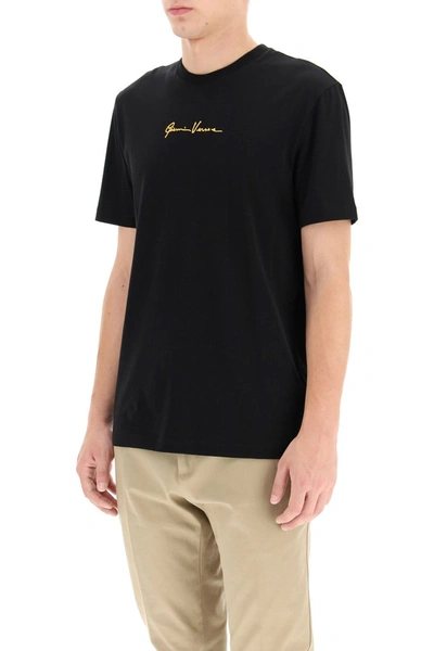 Shop Versace Gv Signature T-shirt In Nero