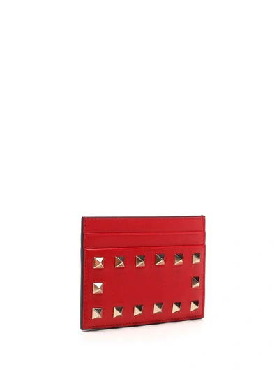 Shop Valentino Garavani Rockstud Cardholder In Red