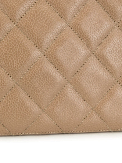 Pre-owned Chanel 1997 Diamond-quilted Crossbody Bag In Brown
