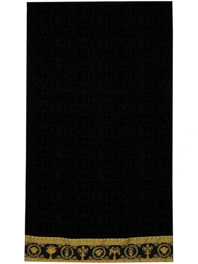 Shop Versace Home Barocco-print Towel Set In Black
