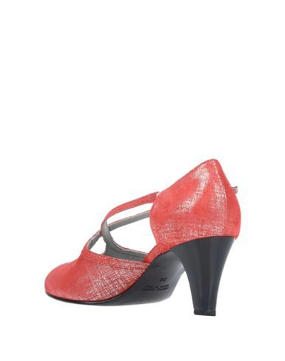 Shop Alessia Guidi Pump In Red