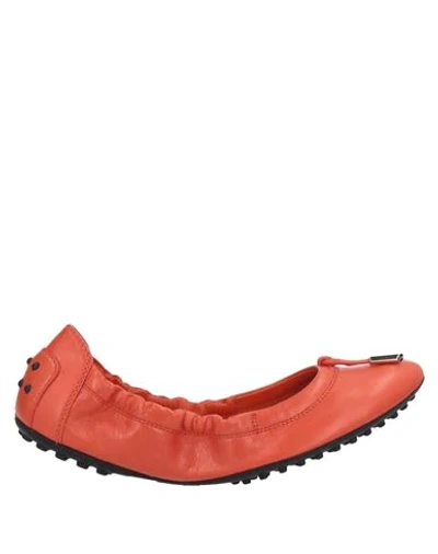 Shop Tod's Woman Ballet Flats Coral Size 5.5 Soft Leather
