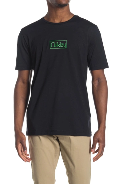 Shop Oakley Embroidered Logo T-shirt In Blackout