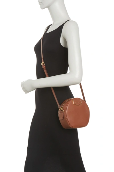 Marc jacobs voyager circle crossbody bag shop