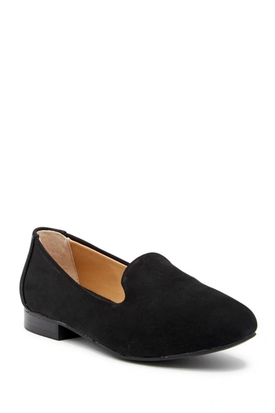 Shop Adam Tucker Me Too Yale Loafer In Blk Nubck