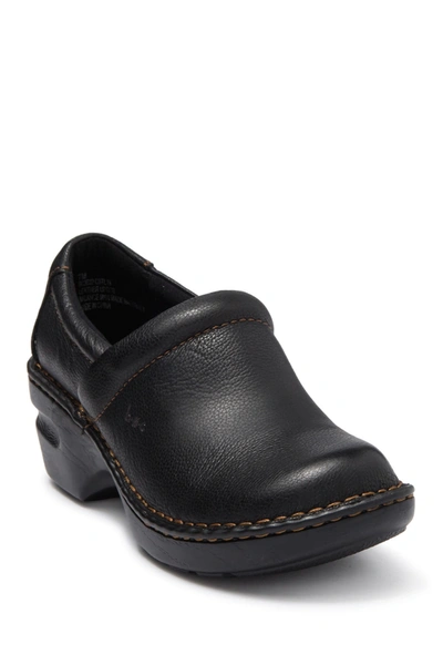 Shop B.o.c. By Born Peggy Clog In Blk