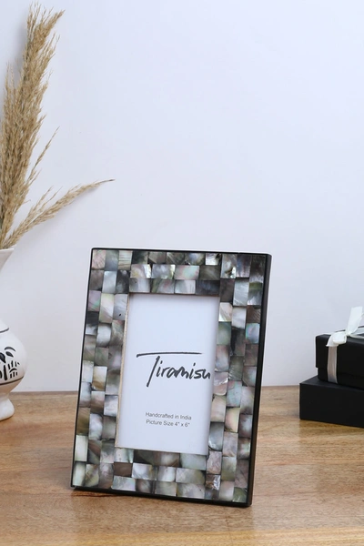 Tiramisu Mother-of-pearl Picture Frame In Grey