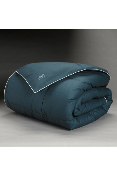Shop Pillow Guy Down Alternative All Season Comforter In Navy/teal