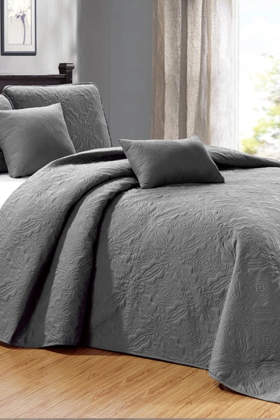 Shop Duck River Textile Carlotta 5-piece Queen Bedspread Set In Grey