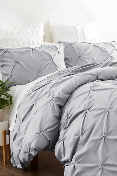 Shop Ienjoy Home Home Spun Premium Ultra Soft 3-piece Pinch Pleat Duvet Cover Set In Light Gray