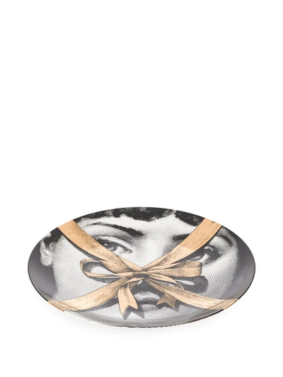 Shop Fornasetti Printed Bow And Face Plate In Black