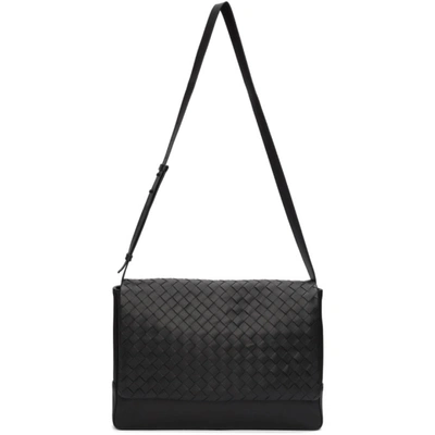 Shop Bottega Veneta Black Medium Intrecciato Messenger Bag In 8984 Nero/n